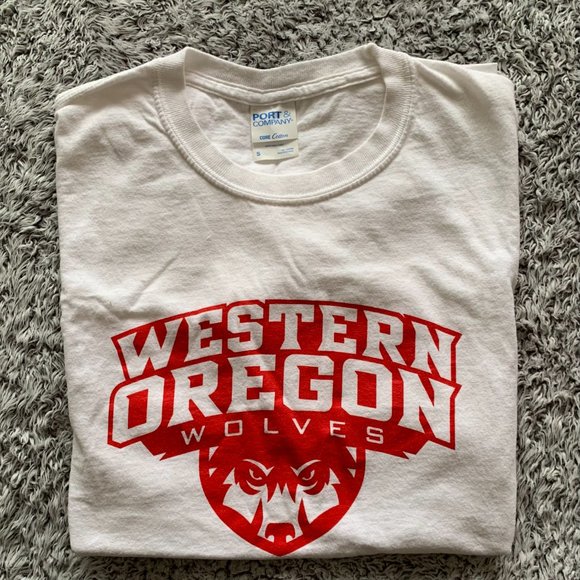 Vintage Western Oregon Wolves T-Shirt. Small. Port & Company. - Picture 5 of 7